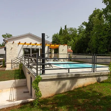 Beautiful Foska With Private Pool Near The * Marčana