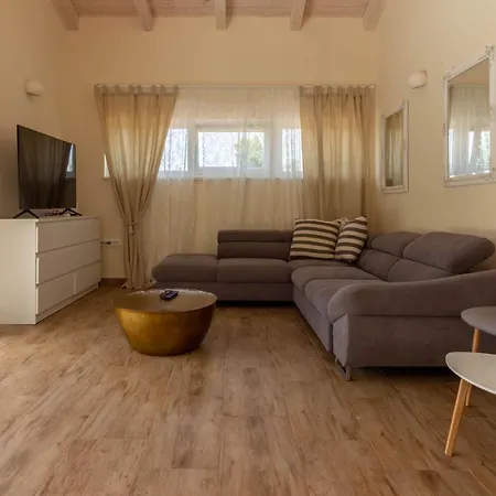 Villa Beautiful Foska With Private Pool Near The *