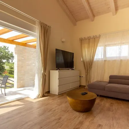 Beautiful Foska With Private Pool Near The * Marčana