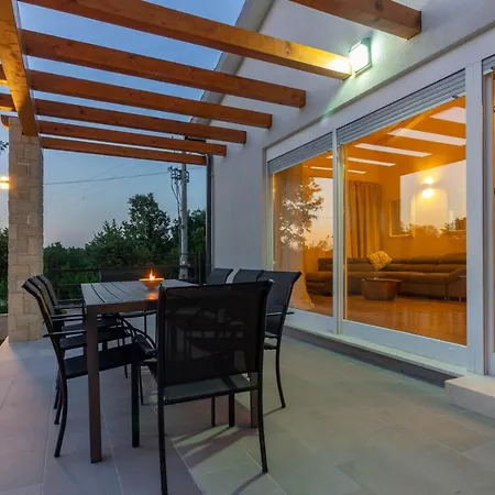 Beautiful Foska With Private Pool Near The *