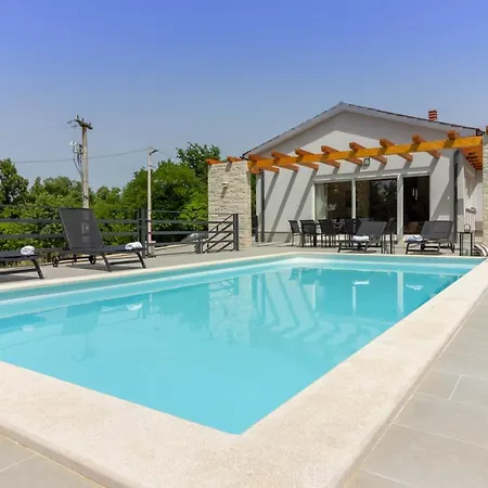 Beautiful Foska With Private Pool Near The *